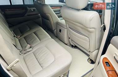 Внедорожник / Кроссовер Lexus LX 2004 в 
