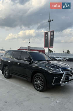 Внедорожник / Кроссовер Lexus LX 2017 в 