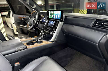 Позашляховик / Кросовер Lexus LX 2022 в 