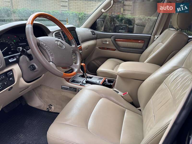 Внедорожник / Кроссовер Lexus LX 2004 в Киеве