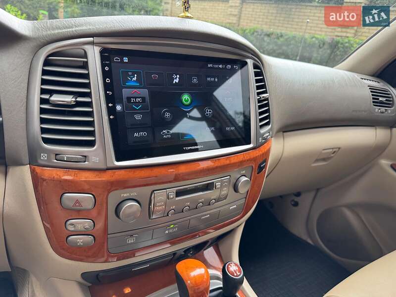 Внедорожник / Кроссовер Lexus LX 2004 в Киеве