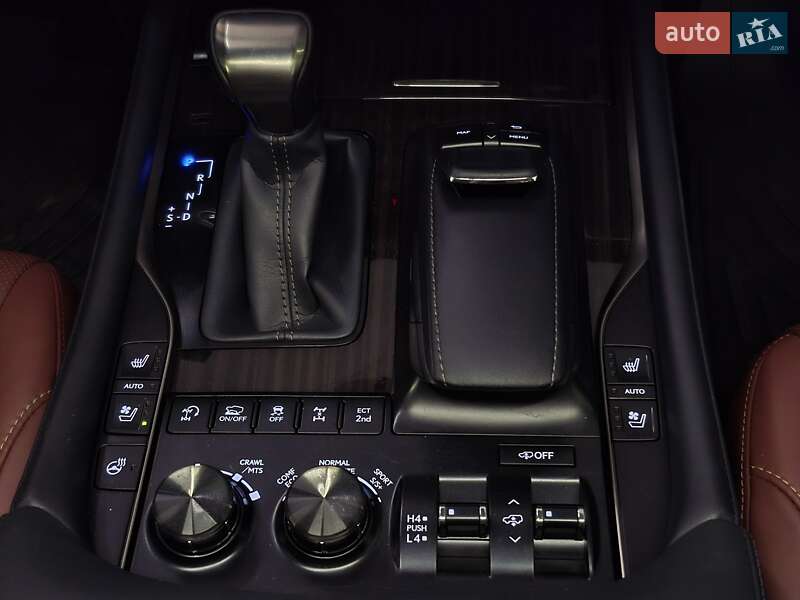 Позашляховик / Кросовер Lexus LX 2019 в Миколаєві
