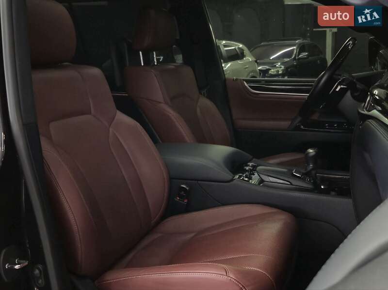 Позашляховик / Кросовер Lexus LX 2019 в Миколаєві