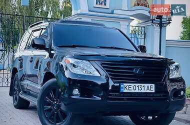 Внедорожник / Кроссовер Lexus LX 2008 в 