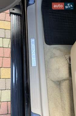 Внедорожник / Кроссовер Lexus LX 2004 в 