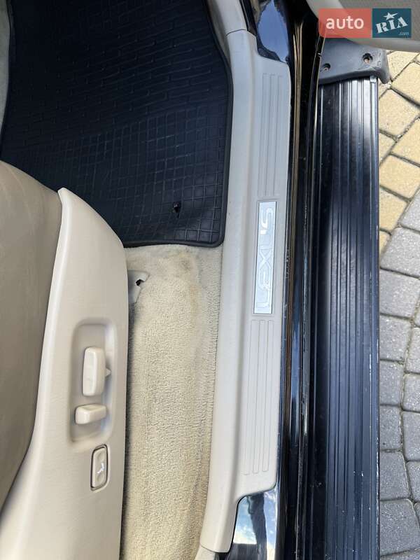 Внедорожник / Кроссовер Lexus LX 2004 в Косове