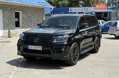 Внедорожник / Кроссовер Lexus LX 2008 в 