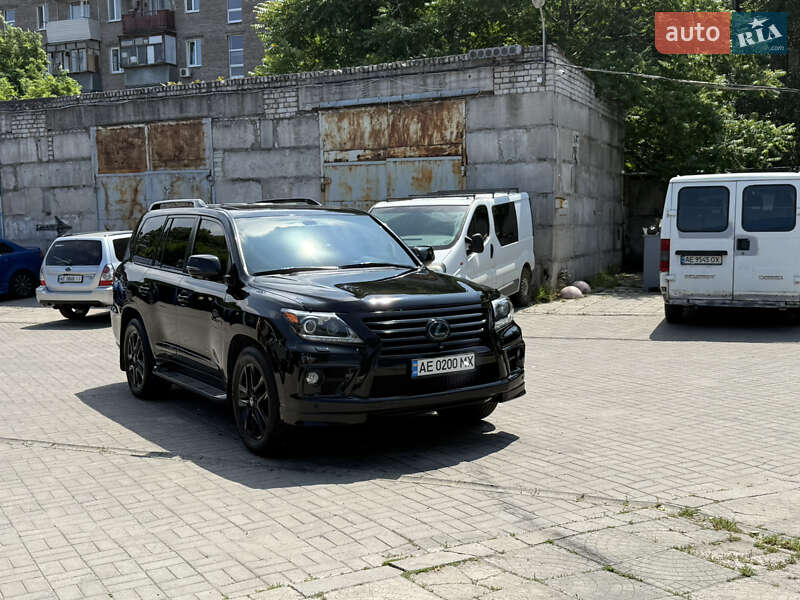 Позашляховик / Кросовер Lexus LX 2008 в Дніпрі