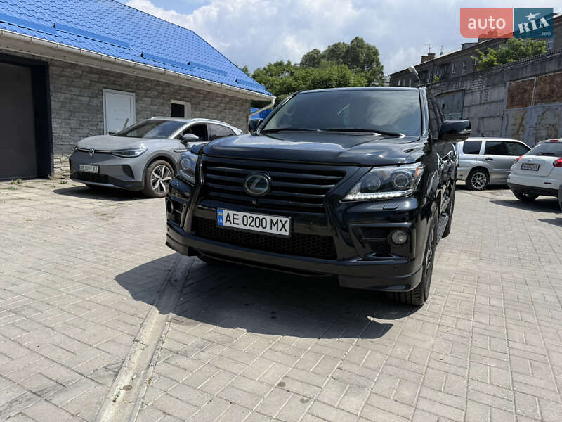 Позашляховик / Кросовер Lexus LX 2008 в Дніпрі
