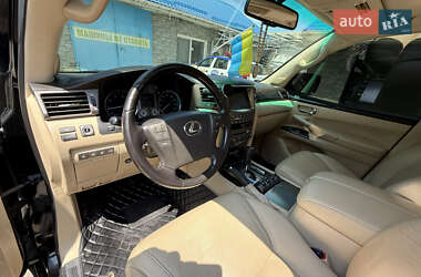 Внедорожник / Кроссовер Lexus LX 2008 в 