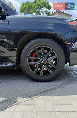 Внедорожник / Кроссовер Lexus LX 2008 в 