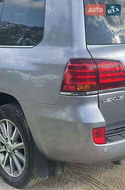 Внедорожник / Кроссовер Lexus LX 2008 в 