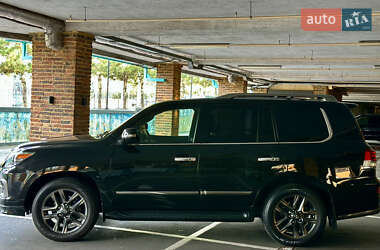 Внедорожник / Кроссовер Lexus LX 2014 в 