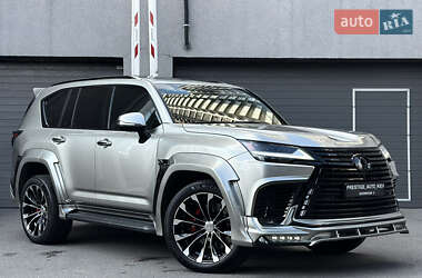 Внедорожник / Кроссовер Lexus LX 2022 в 