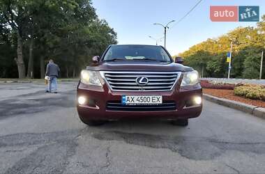 Внедорожник / Кроссовер Lexus LX 2008 в 