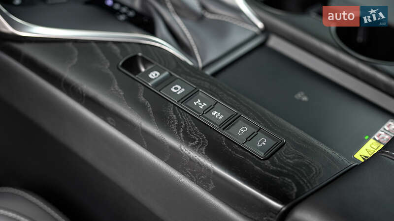 Внедорожник / Кроссовер Lexus LX 2024 в Львове