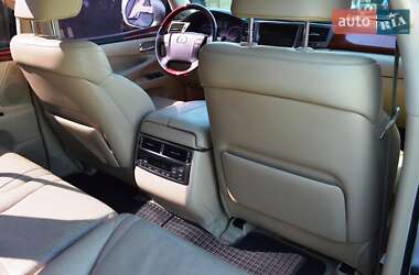 Позашляховик / Кросовер Lexus LX 2008 в 
