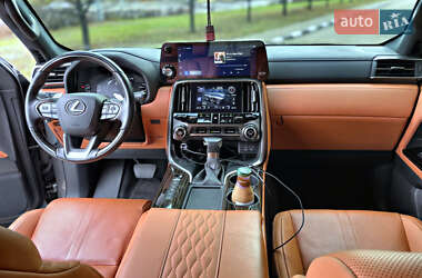 Позашляховик / Кросовер Lexus LX 2022 в 