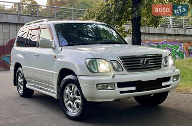 Внедорожник / Кроссовер Lexus LX 2006 в 