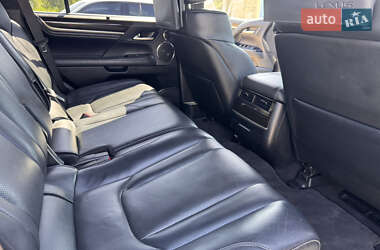 Внедорожник / Кроссовер Lexus LX 2019 в 