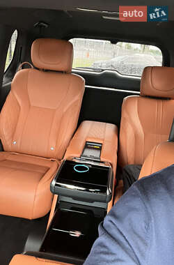 Внедорожник / Кроссовер Lexus LX 2023 в 