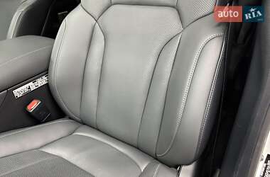 Внедорожник / Кроссовер Lexus LX 2021 в 