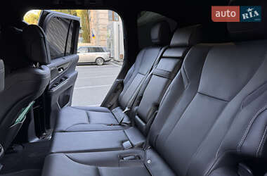 Позашляховик / Кросовер Lexus LX 2022 в 