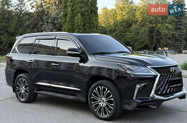 Позашляховик / Кросовер Lexus LX 2016 в 