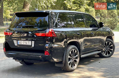 Позашляховик / Кросовер Lexus LX 2017 в 