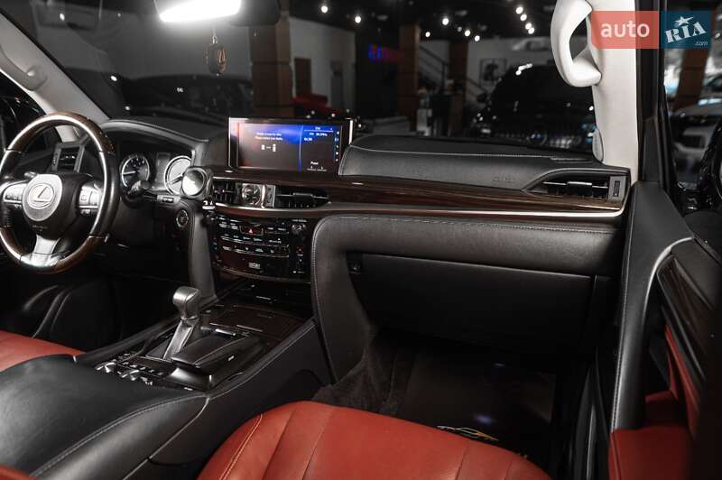 Внедорожник / Кроссовер Lexus LX 2016 в Одессе фото 29 Внедорожник / Кроссовер Lexus LX 2016 в Одессе