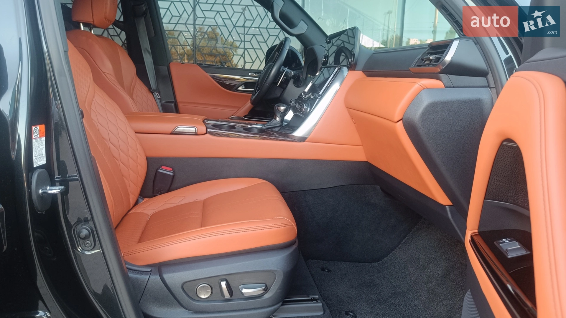 2023 Lexus LX - мініатюра 6