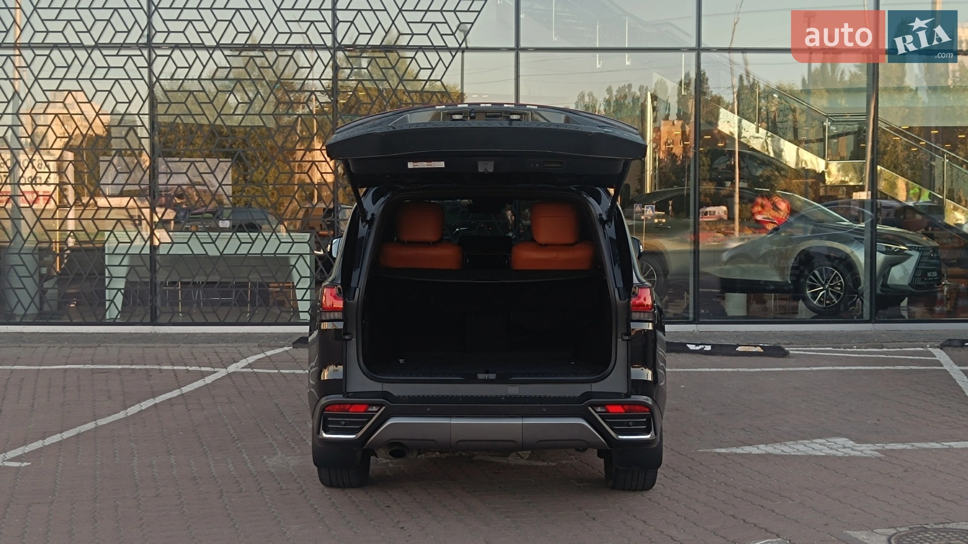 2023 Lexus LX - мініатюра 10
