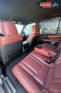 Позашляховик / Кросовер Lexus LX 2019 в 