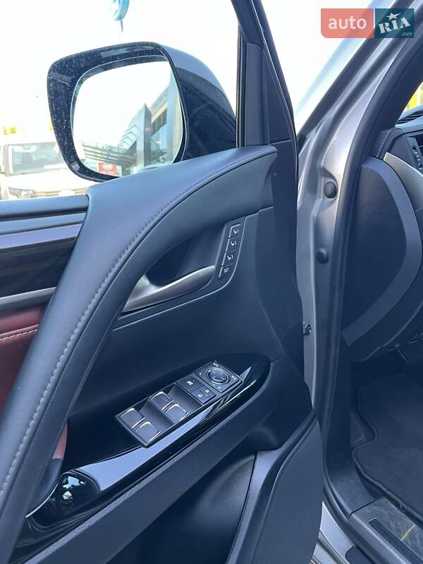 Внедорожник / Кроссовер Lexus LX 2019 в Киеве фото 24 Внедорожник / Кроссовер Lexus LX 2019 в Киеве