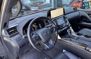 Внедорожник / Кроссовер Lexus LX 2021 в 