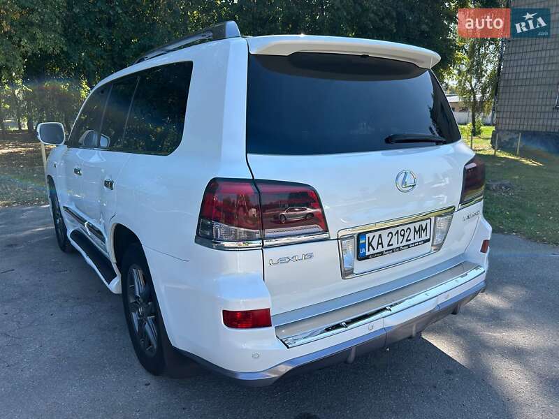 Внедорожник / Кроссовер Lexus LX 2010 в Киеве