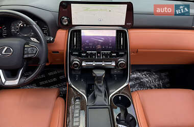 Позашляховик / Кросовер Lexus LX 2022 в 