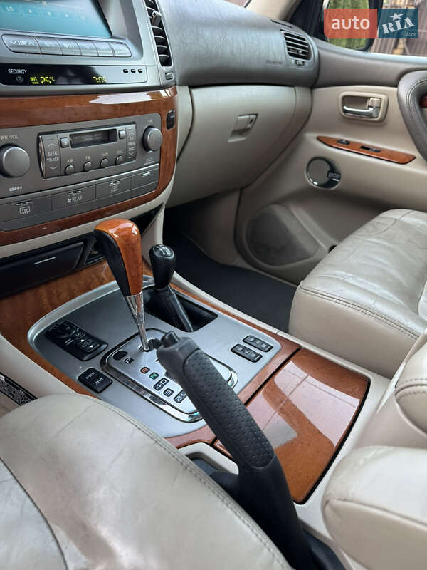 Позашляховик / Кросовер Lexus LX 2004 в Києві