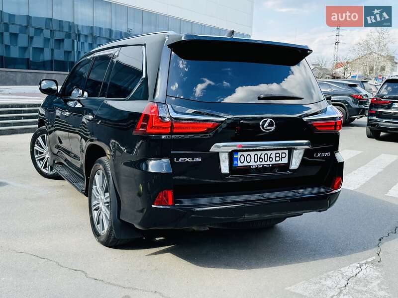 Внедорожник / Кроссовер Lexus LX 2016 в Одессе