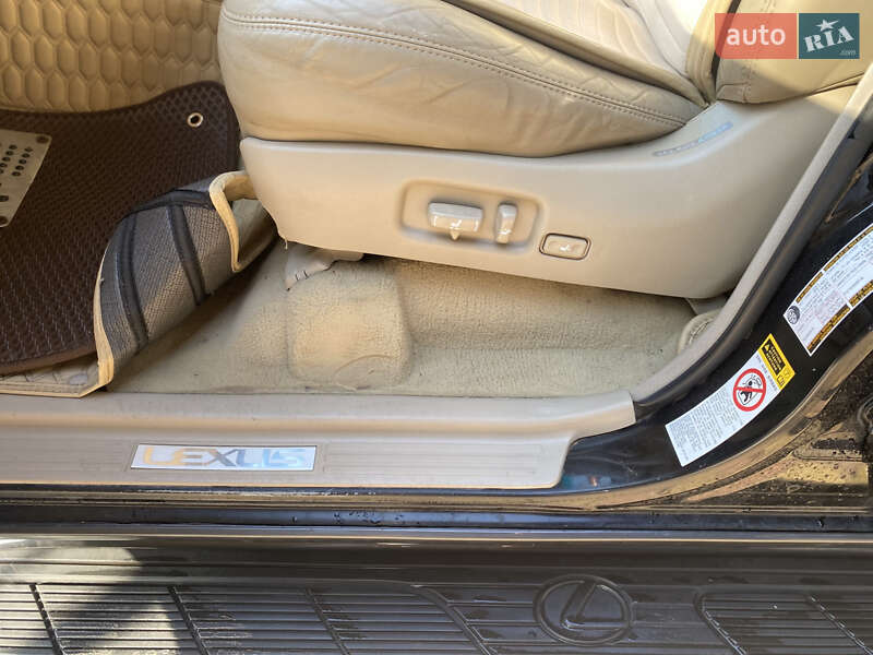 Позашляховик / Кросовер Lexus LX 2006 в Борзні