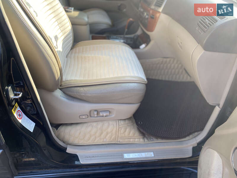 Позашляховик / Кросовер Lexus LX 2006 в Борзні