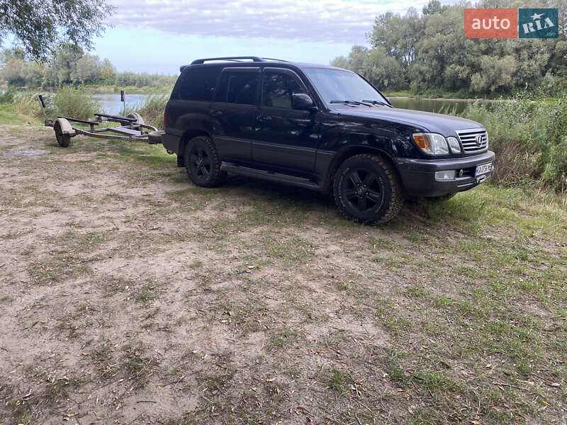 Позашляховик / Кросовер Lexus LX 2006 в Борзні