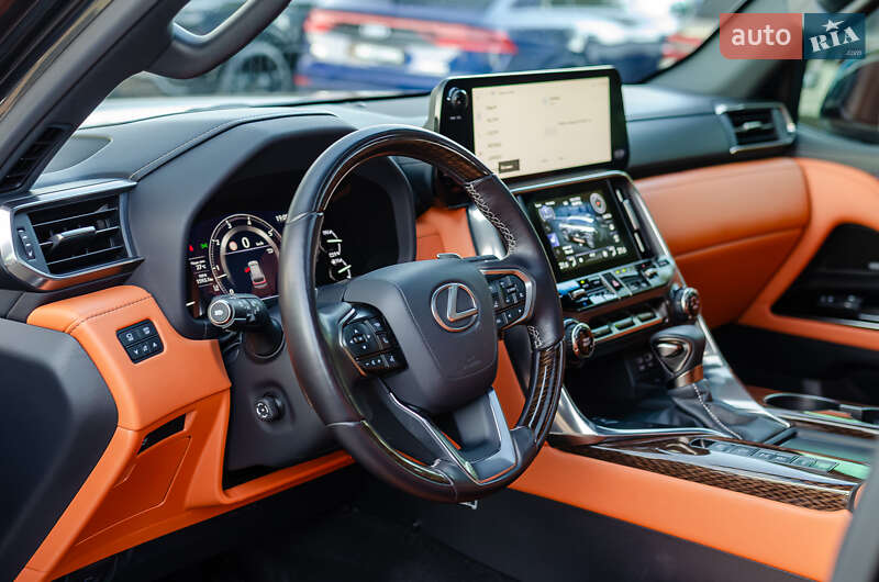 Внедорожник / Кроссовер Lexus LX 2023 в Киеве