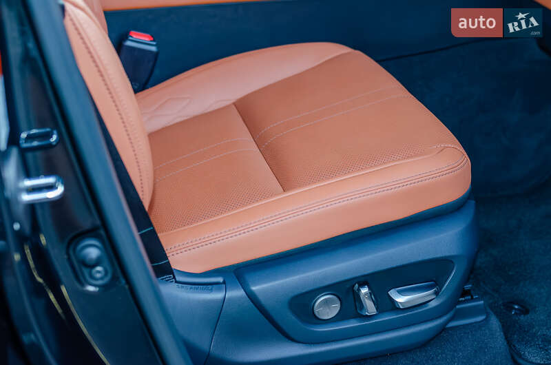 Внедорожник / Кроссовер Lexus LX 2023 в Киеве