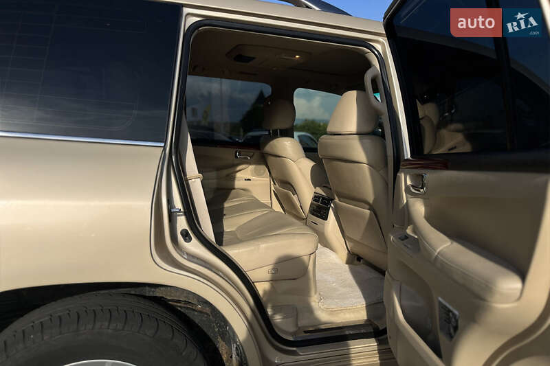 Позашляховик / Кросовер Lexus LX 2008 в Мукачевому