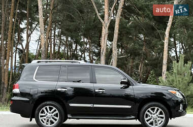 Позашляховик / Кросовер Lexus LX 2012 в 