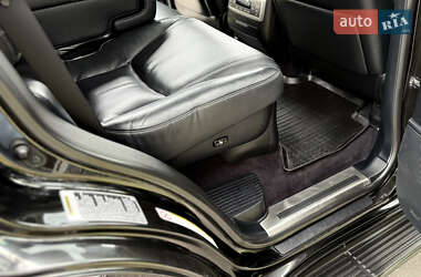 Позашляховик / Кросовер Lexus LX 2012 в 