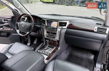 Позашляховик / Кросовер Lexus LX 2012 в 