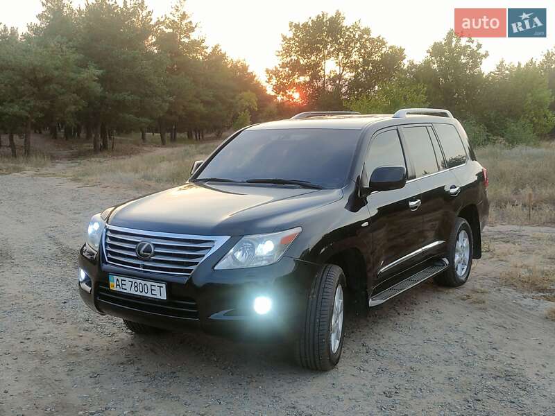 Lexus LX 2008