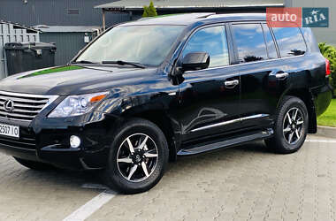Внедорожник / Кроссовер Lexus LX 2008 в 